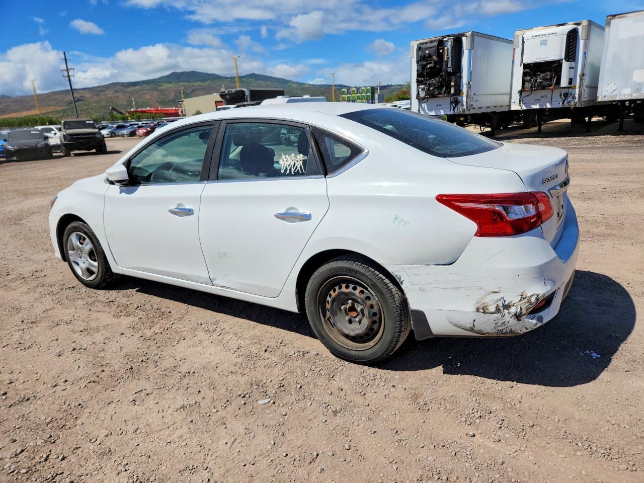 2018 Nissan Sentra S - zdjęcie 2