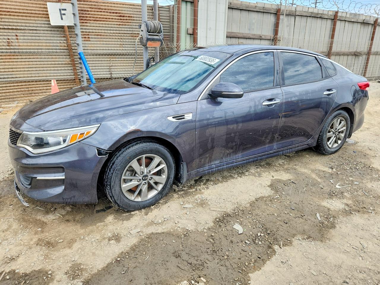 2016 Kia Optima Lx - zdjęcie główne