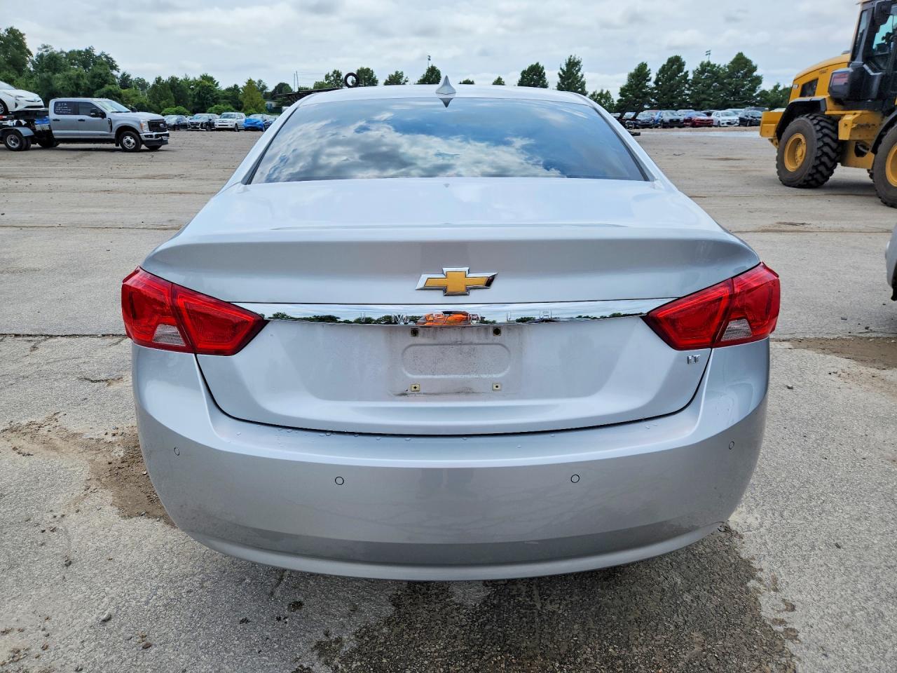 2016 Chevrolet Impala Lt - zdjęcie 6