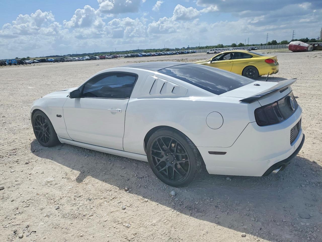 2014 Ford Mustang Gt - zdjęcie 2