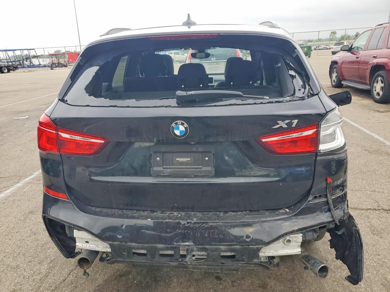 2017 BMW X1 xDrive28I - zdjęcie 6