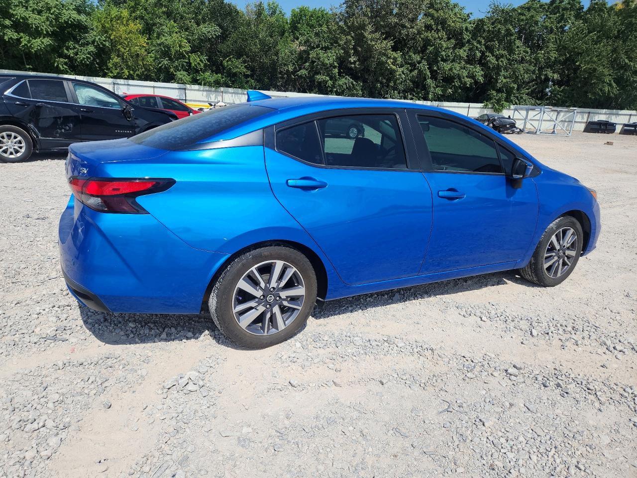 2020 Nissan Versa Sv - zdjęcie 3