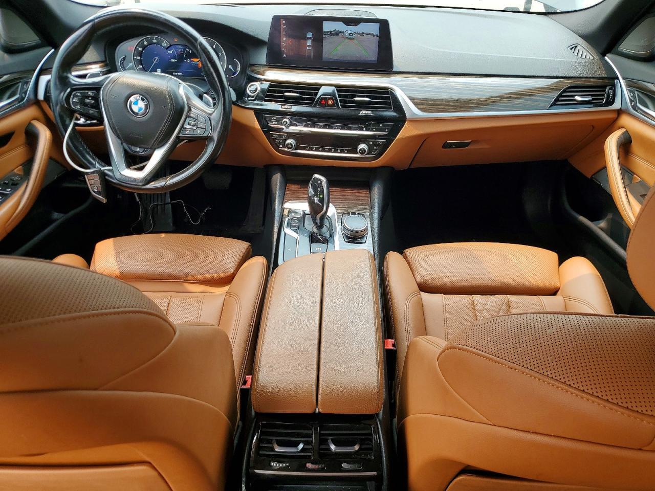 2018 BMW Seria 5 540i - zdjęcie 8