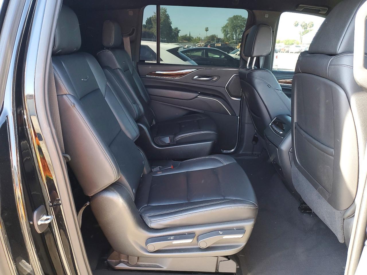 2021 Cadillac Escalade Esv Luxury - zdjęcie 11