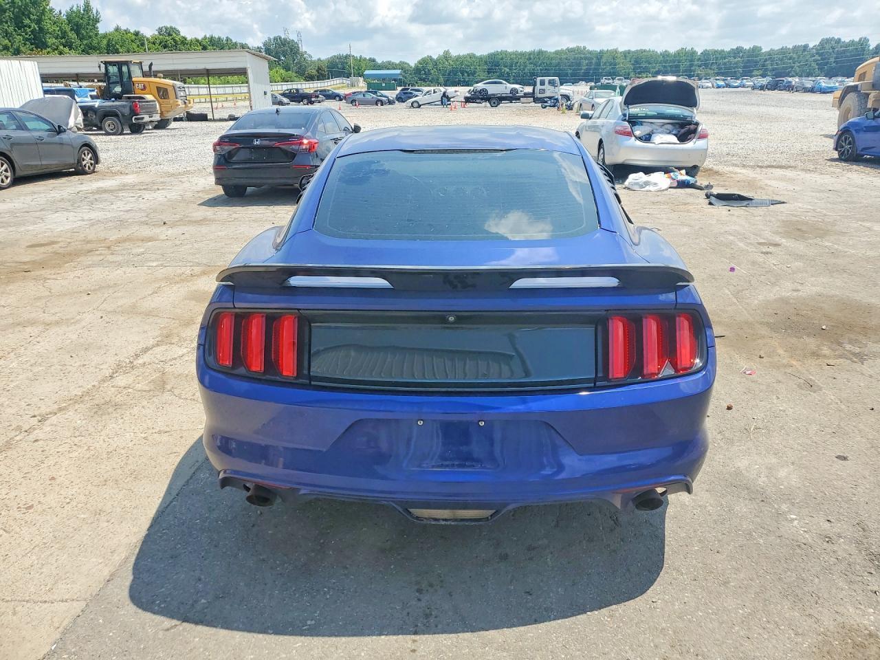2016 Ford Mustang - zdjęcie 6