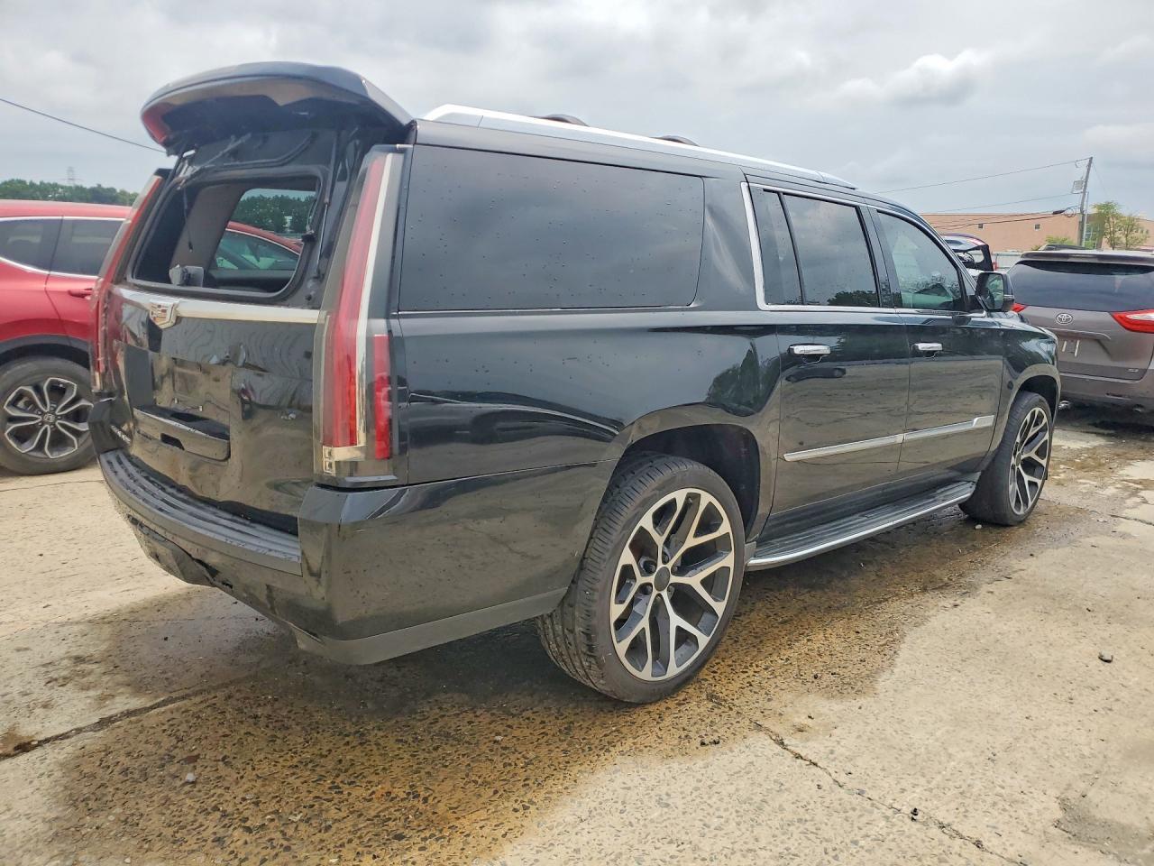 2016 Cadillac Escalade Esv Luxury - zdjęcie 3