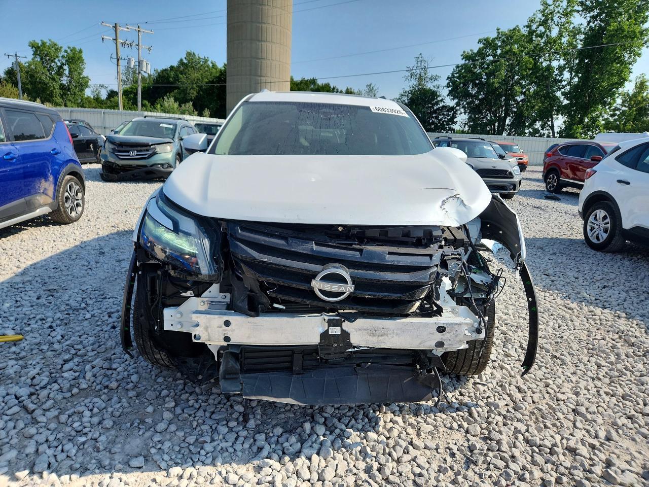 2025 Nissan Pathfinder Platinum - zdjęcie 5