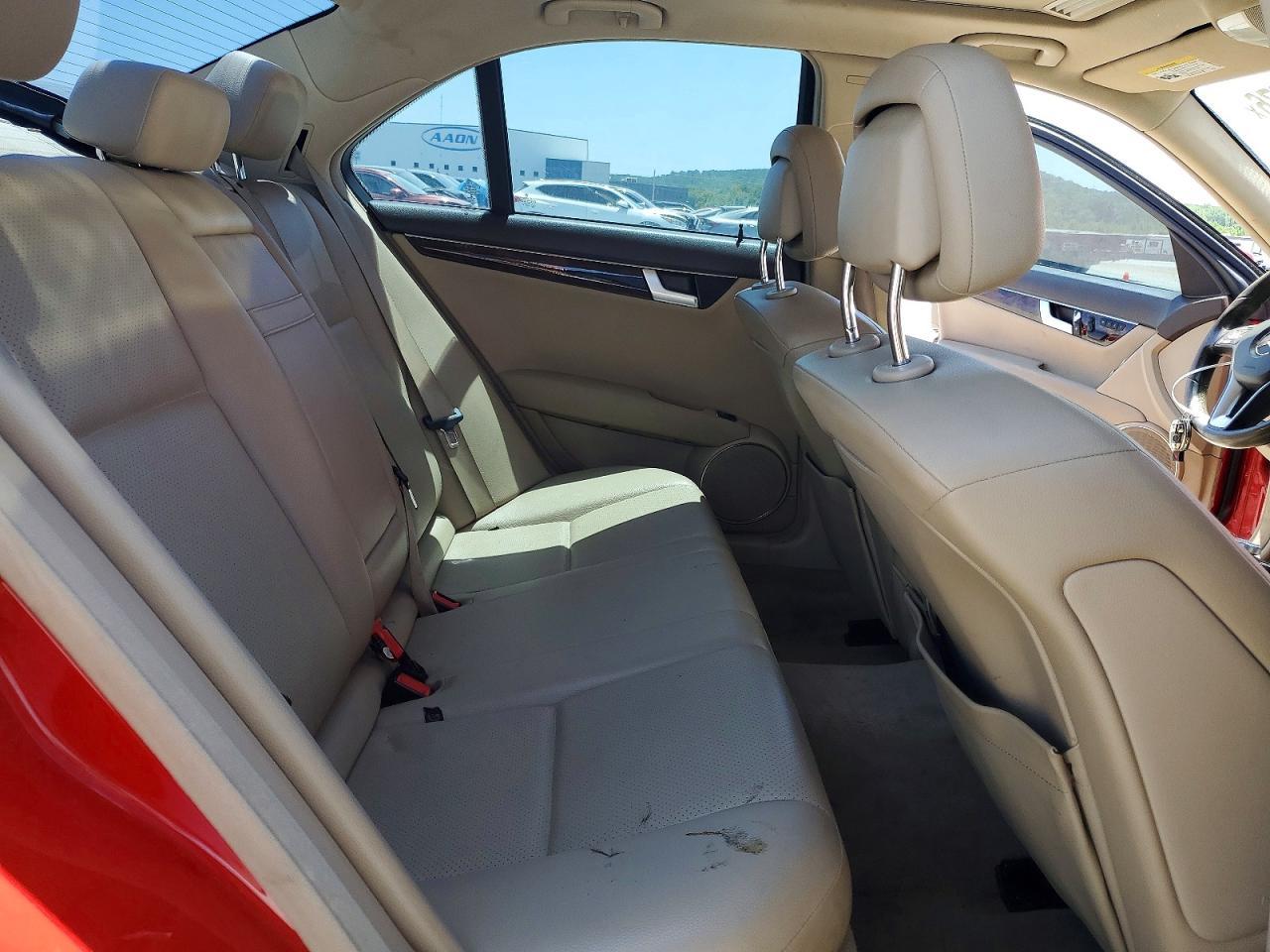 2014 Mercedes-Benz C 250 - zdjęcie 10