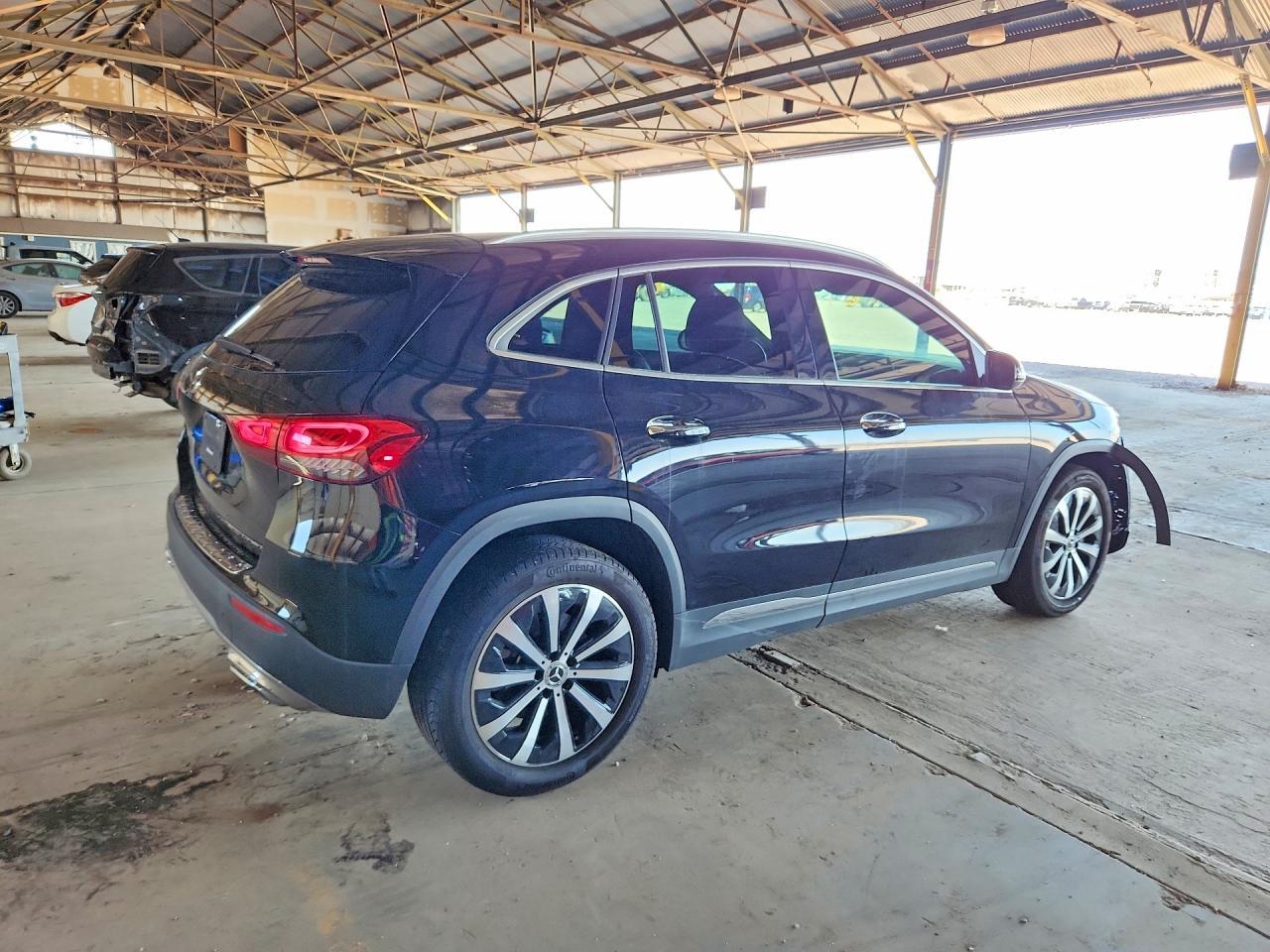 2023 Mercedes-Benz Gla 250 - zdjęcie 3