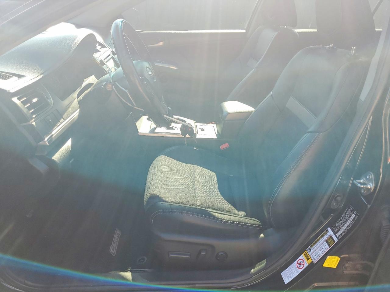 2014 Toyota Camry Se - zdjęcie 7