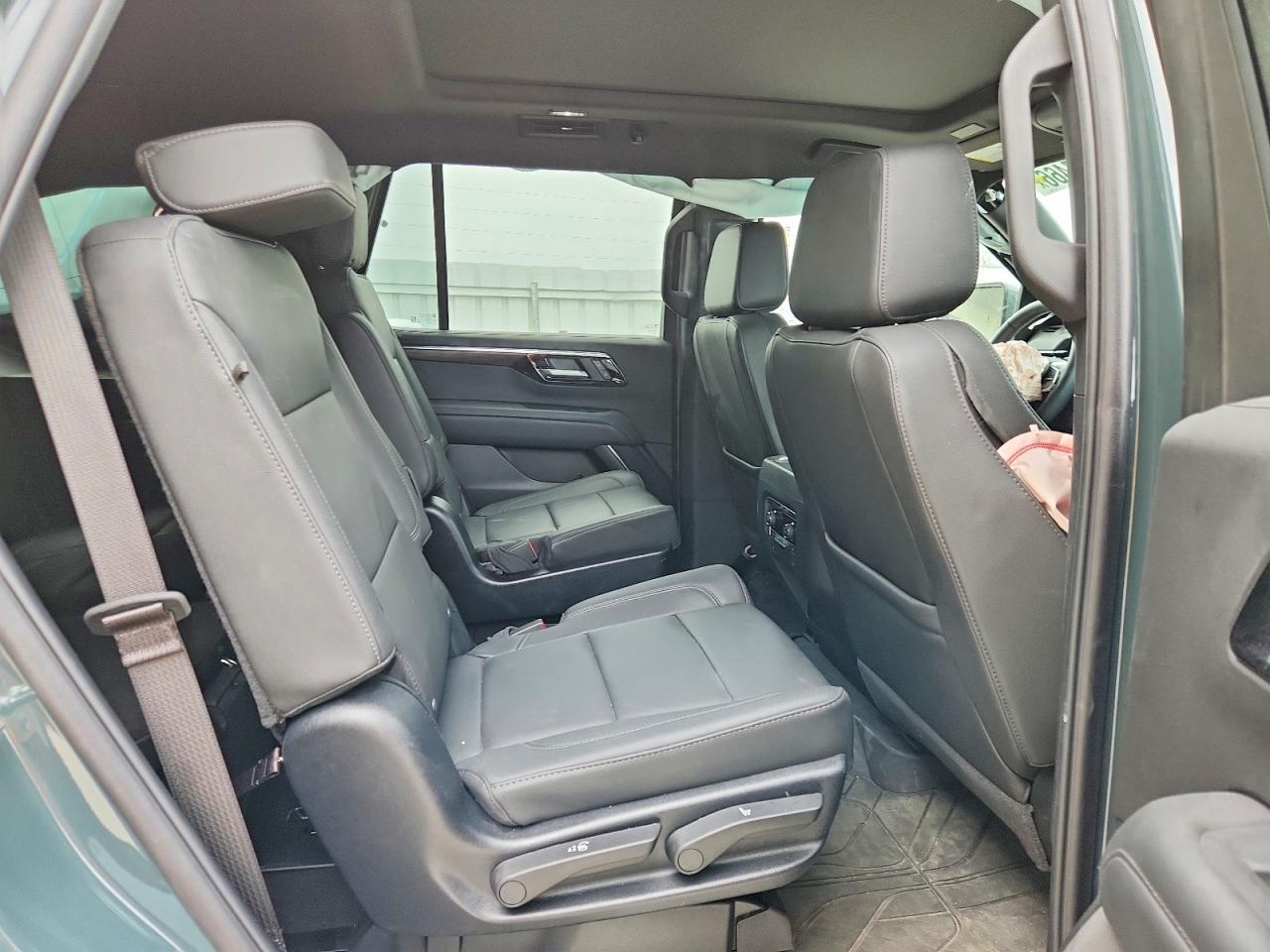 2025 Chevrolet Tahoe K1500 Z71 - zdjęcie 11