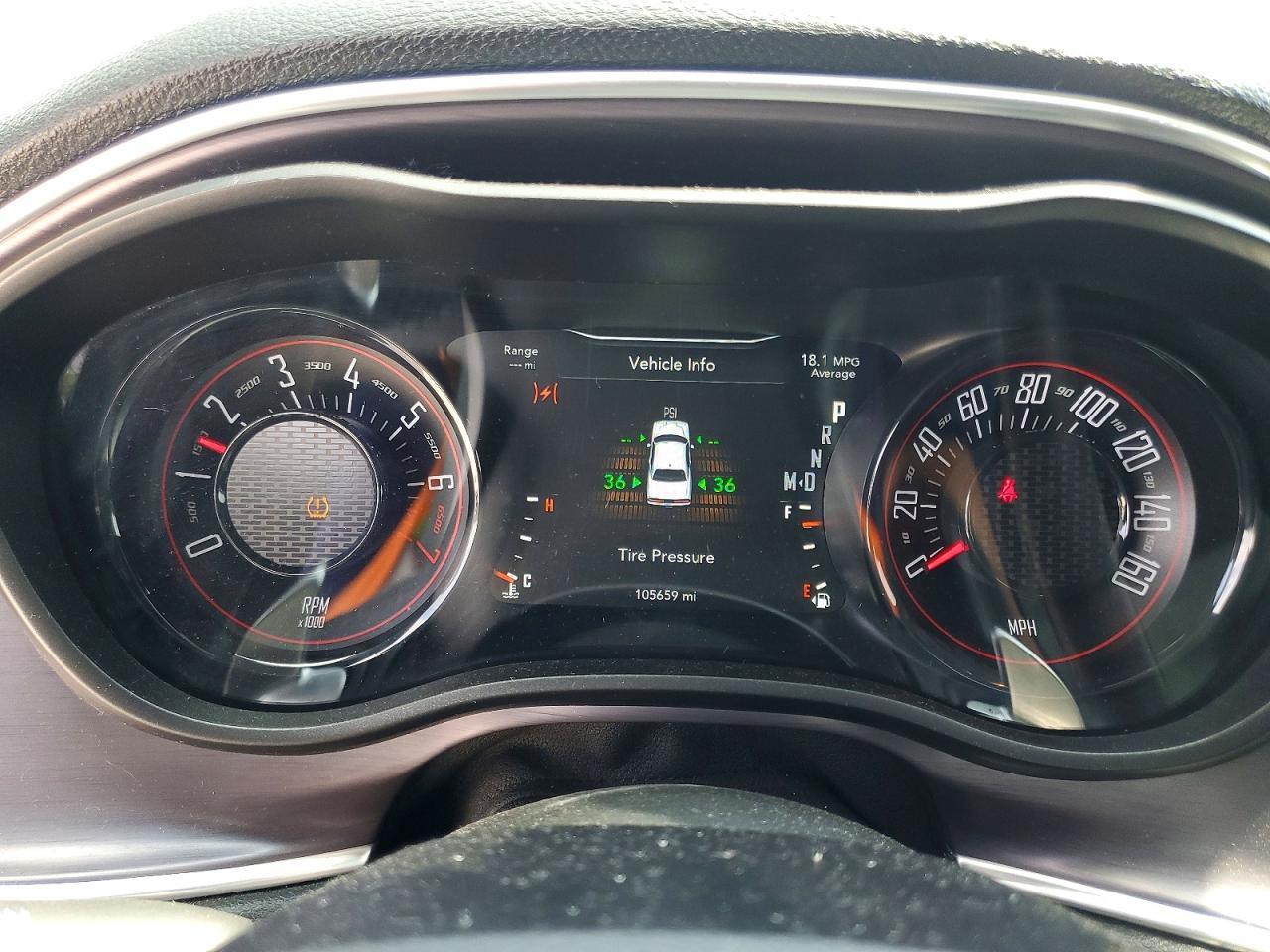 2017 Dodge Challenger Sxt - zdjęcie 9
