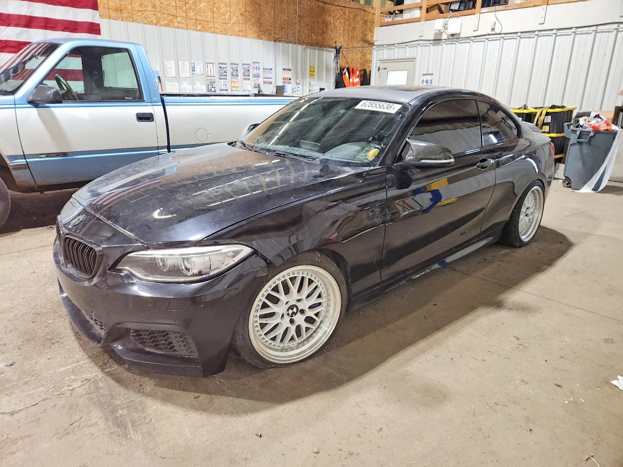 2016 BMW M235Xi - zdjęcie główne