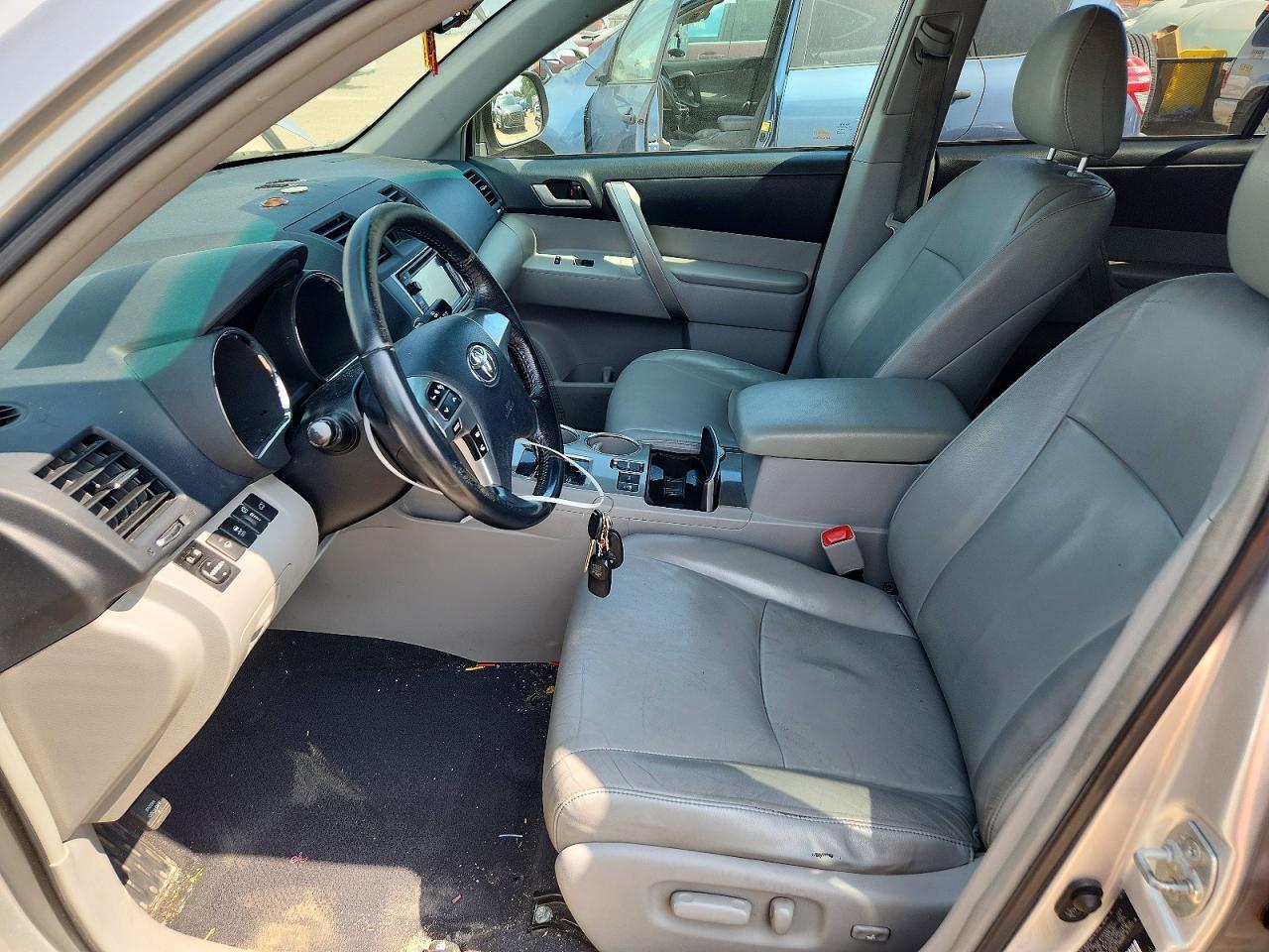 2013 Toyota Highlander Se - zdjęcie 7
