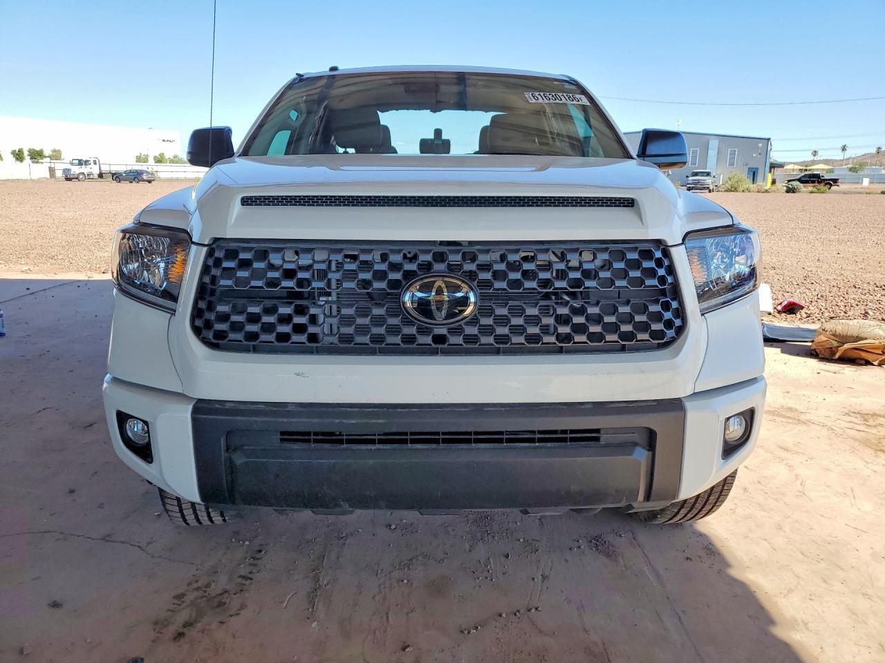 2019 Toyota Tundra Sr5 - zdjęcie 5