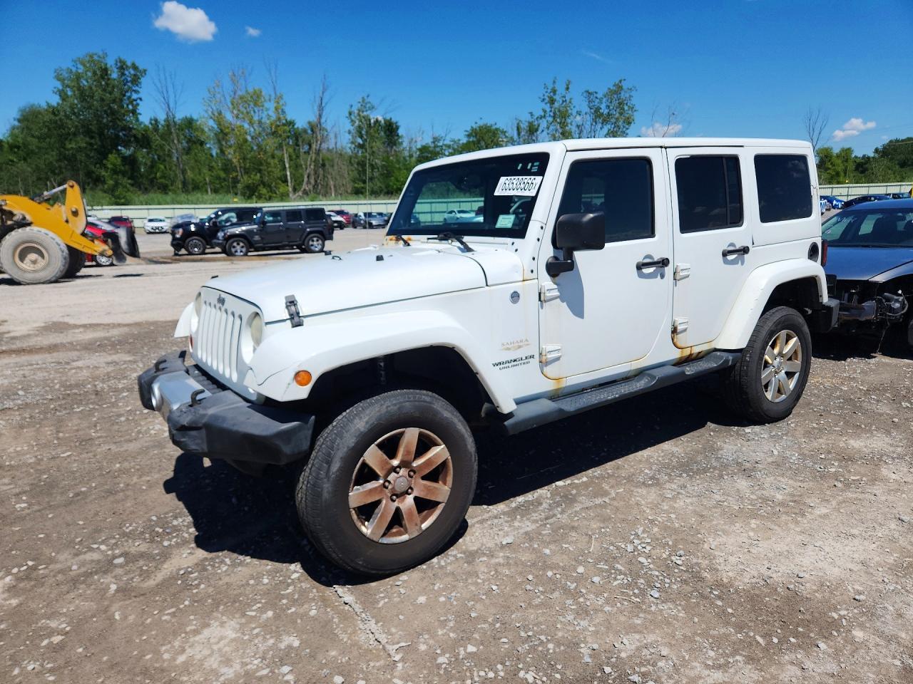 2013 Jeep Wrangler Unlimited Sahara - zdjęcie główne