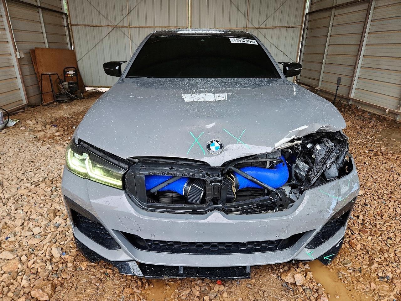 2021 BMW Seria 5 M550i - zdjęcie 5