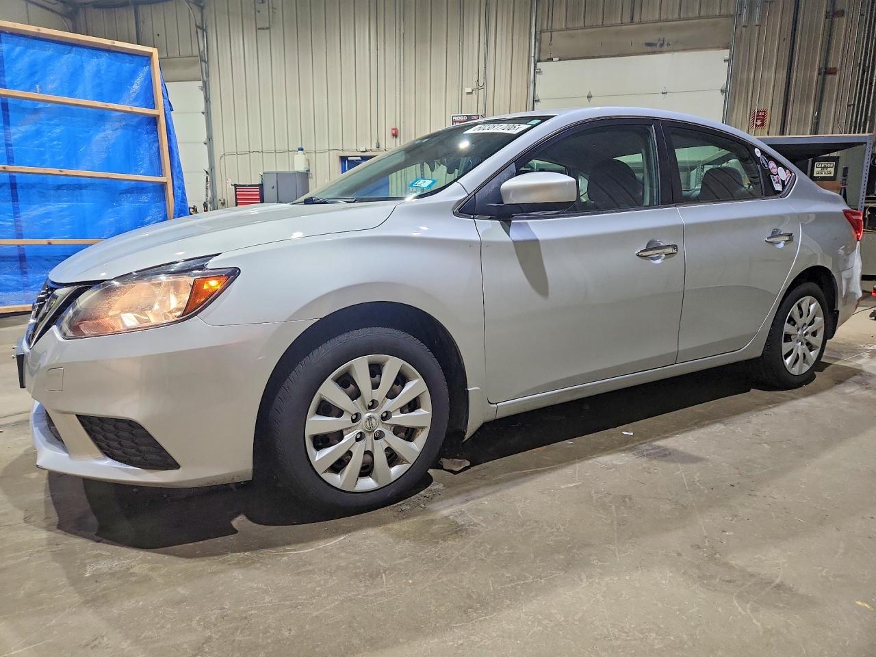 2019 Nissan Sentra S - zdjęcie główne