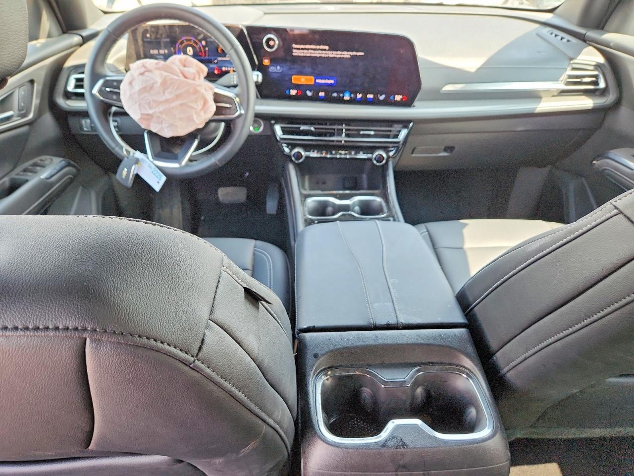 2026 Chevrolet Traverse Lt - zdjęcie 8