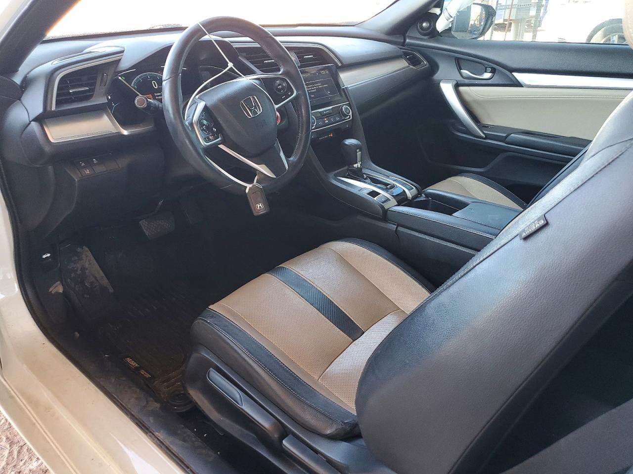 2017 Honda Civic Touring - zdjęcie 8