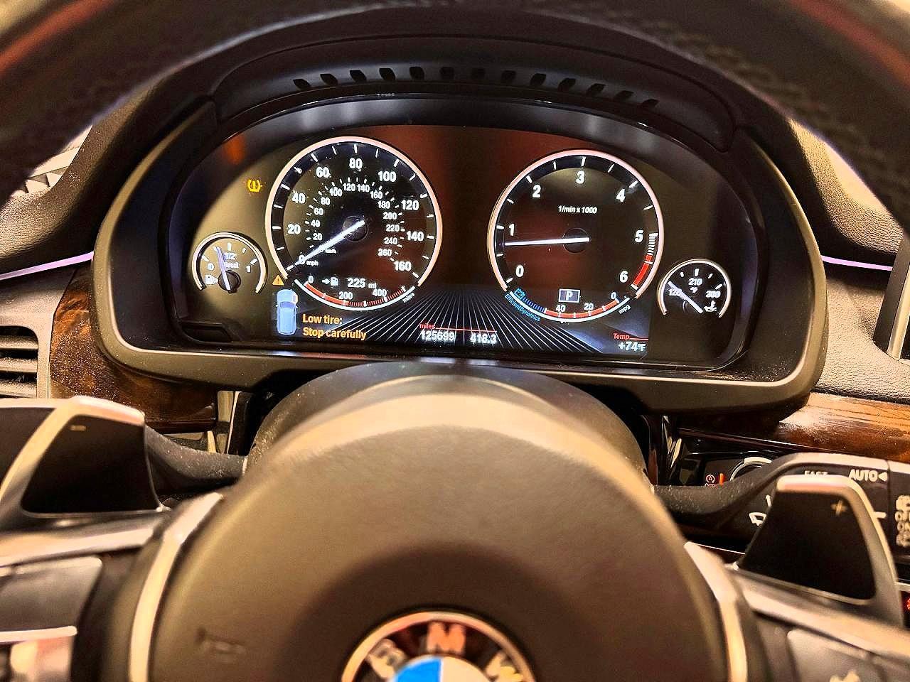 2015 BMW X5 xDrive35D - zdjęcie 8