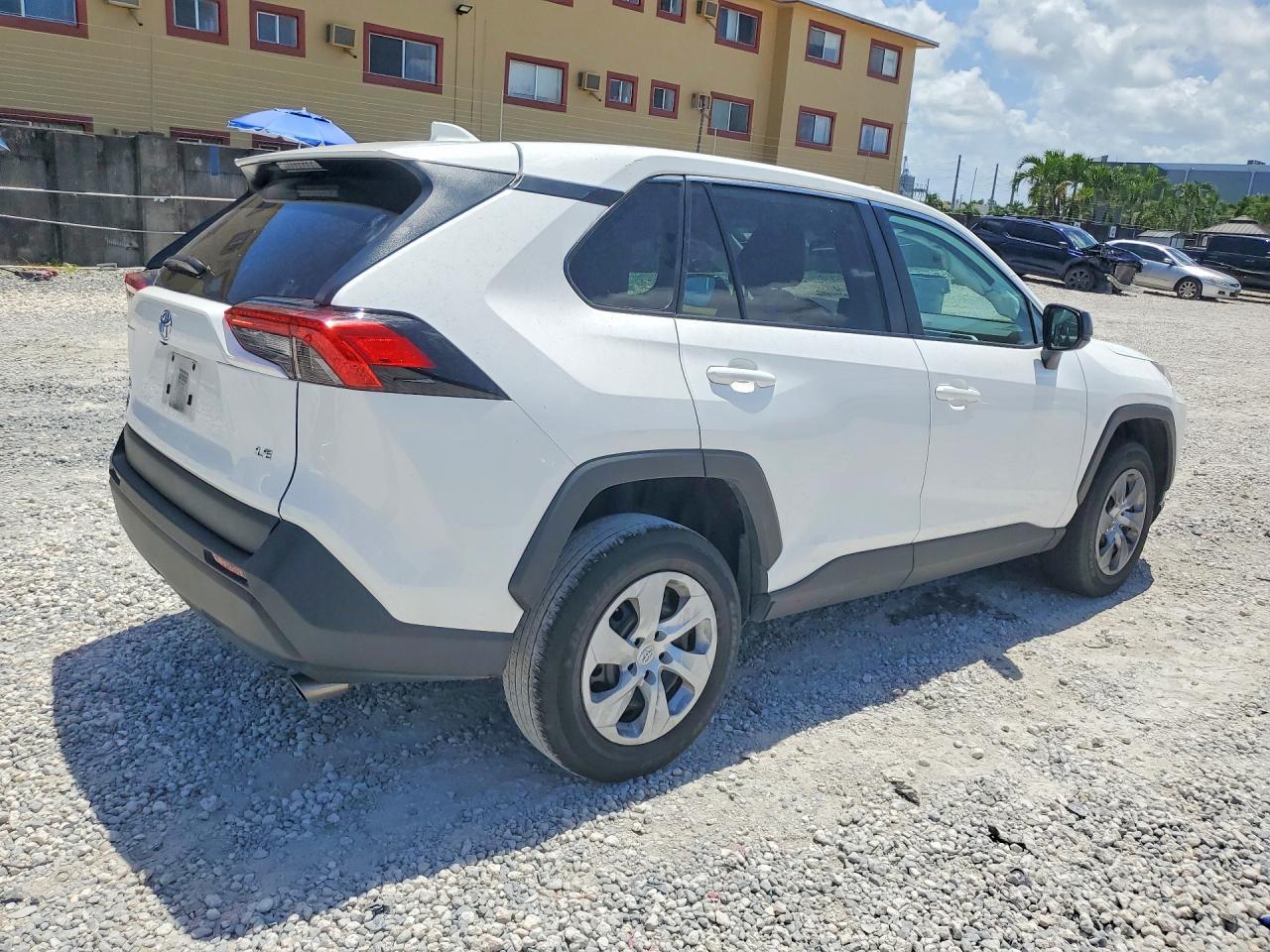 2025 Toyota Rav4 Le - zdjęcie 5