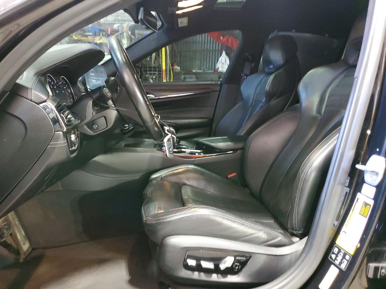 2018 BMW M5 - zdjęcie 6