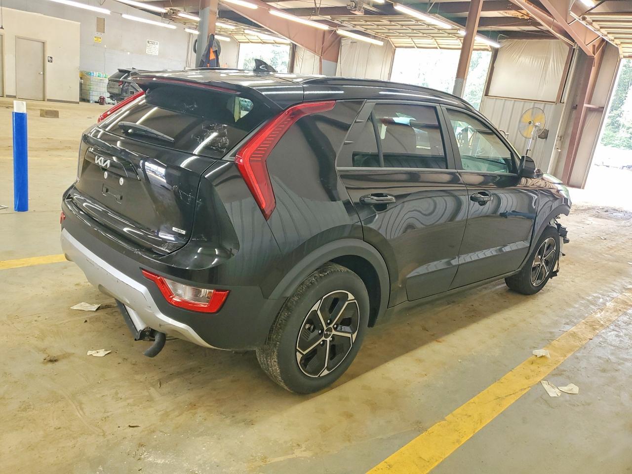 2025 Kia Niro Lx - zdjęcie 3