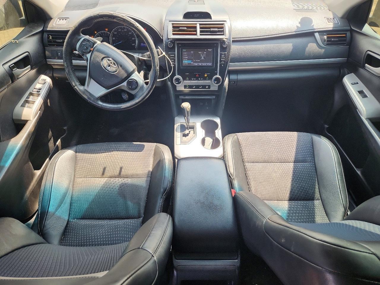 2014 Toyota Camry Se - zdjęcie 8