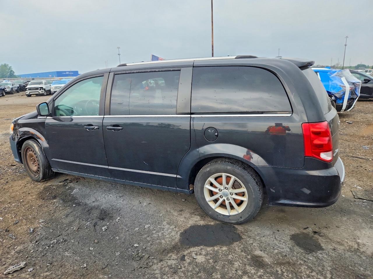 2019 Dodge Grand Caravan Sxt - zdjęcie 2