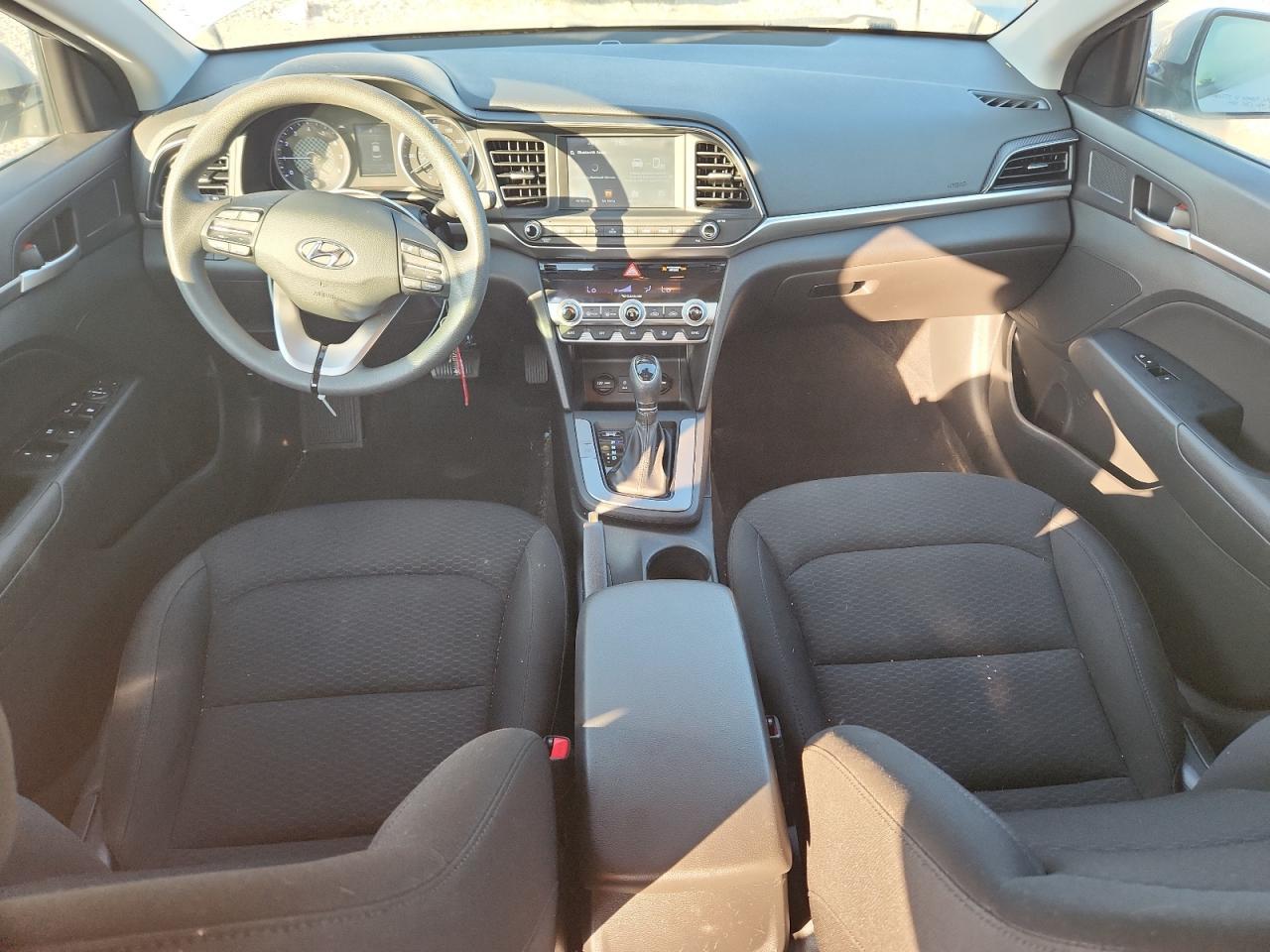 2020 Hyundai Elantra Sel - zdjęcie 8