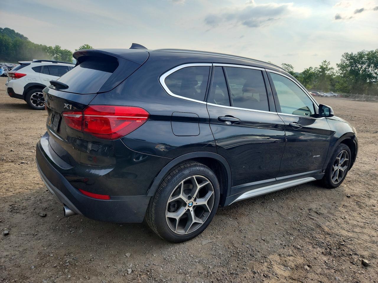 2018 BMW X1 xDrive28I - zdjęcie 3