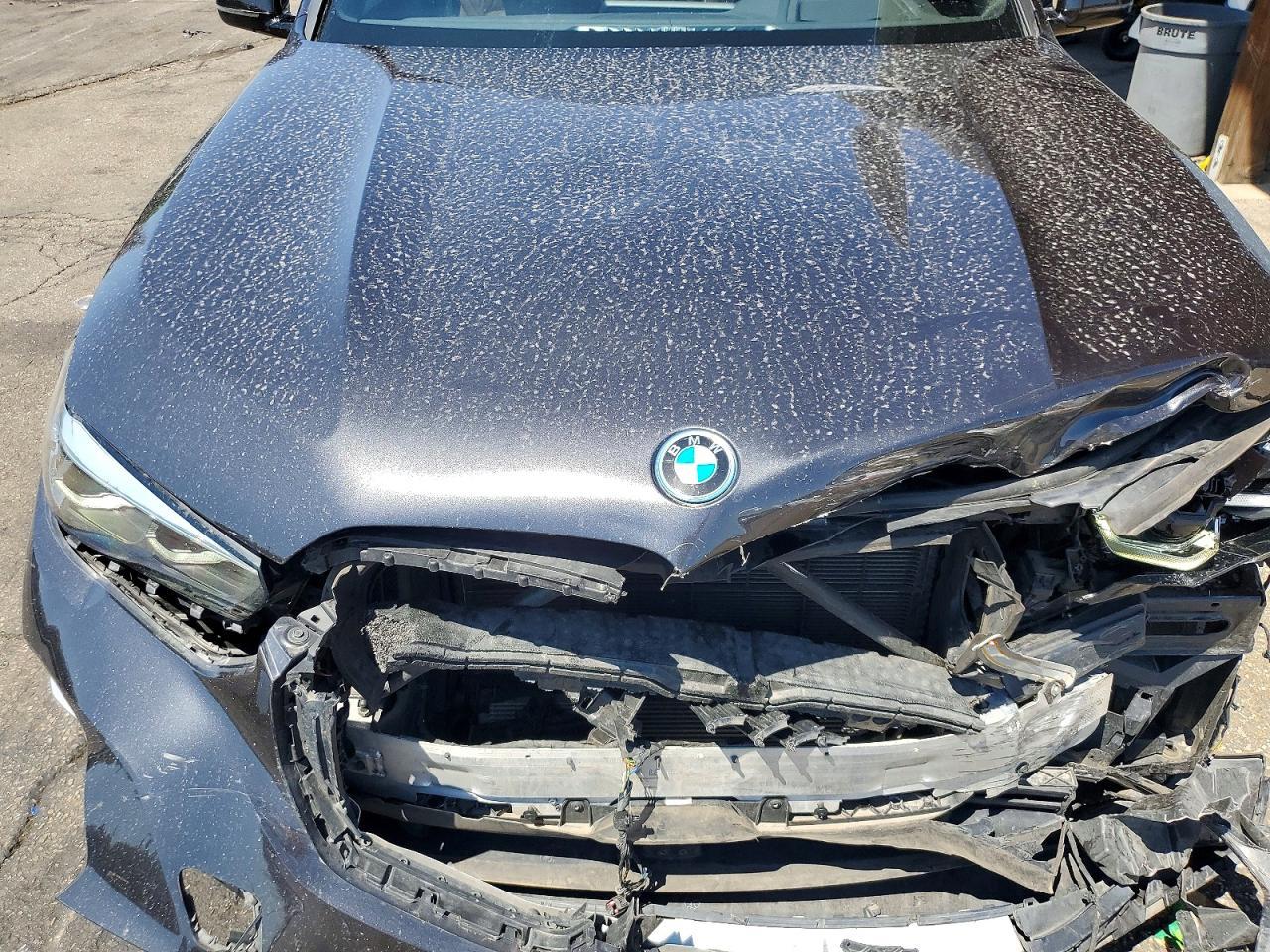 2022 BMW X5 xDrive45E - zdjęcie 12
