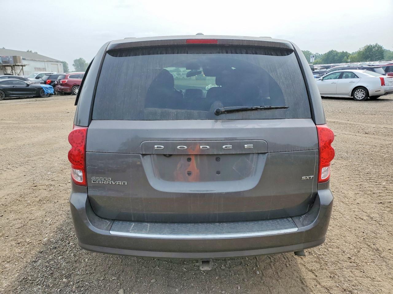 2016 Dodge Grand Caravan Sxt - zdjęcie 6