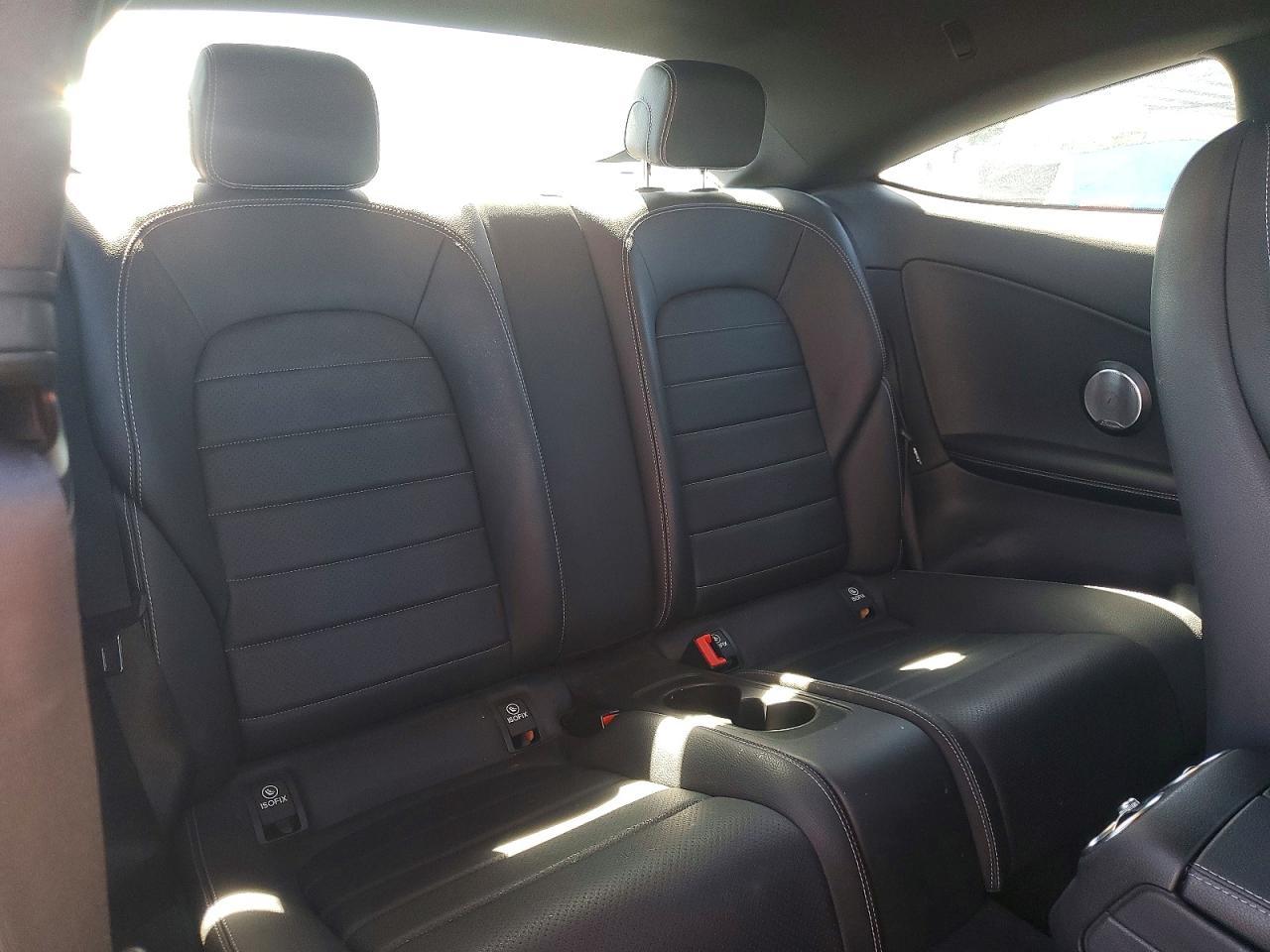 2017 Mercedes-Benz C 300 - zdjęcie 10