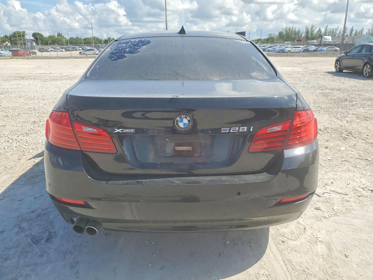 2014 BMW Seria 5 528i - zdjęcie 6