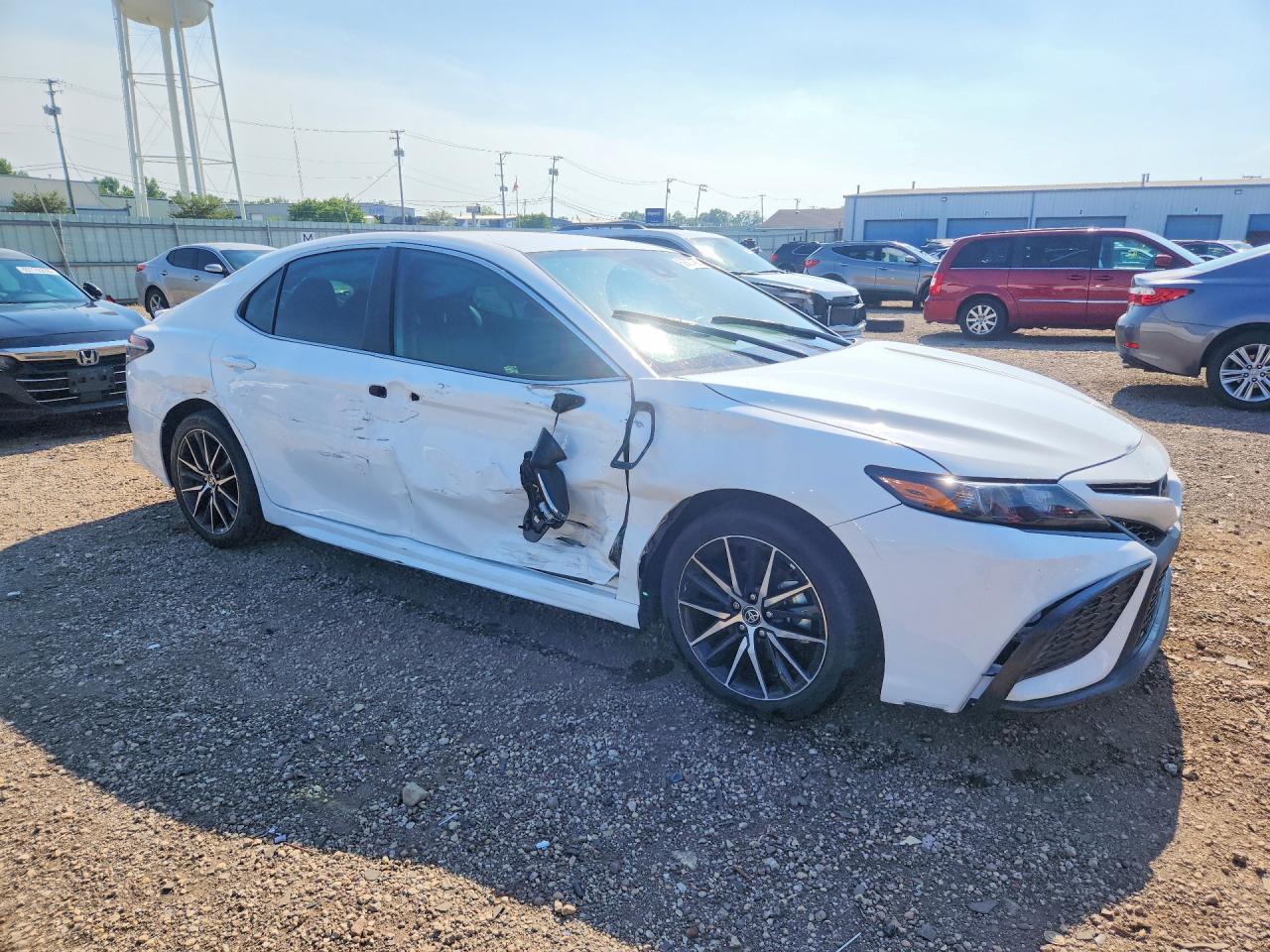 2024 Toyota Camry Se - zdjęcie 4