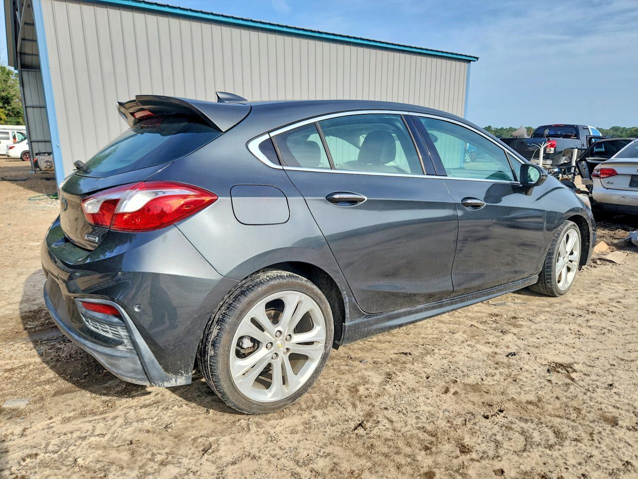 2017 Chevrolet Cruze Premier - zdjęcie 3