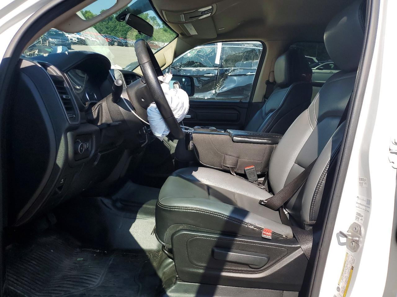 2019 Ram 1500 Tradesman - zdjęcie 7
