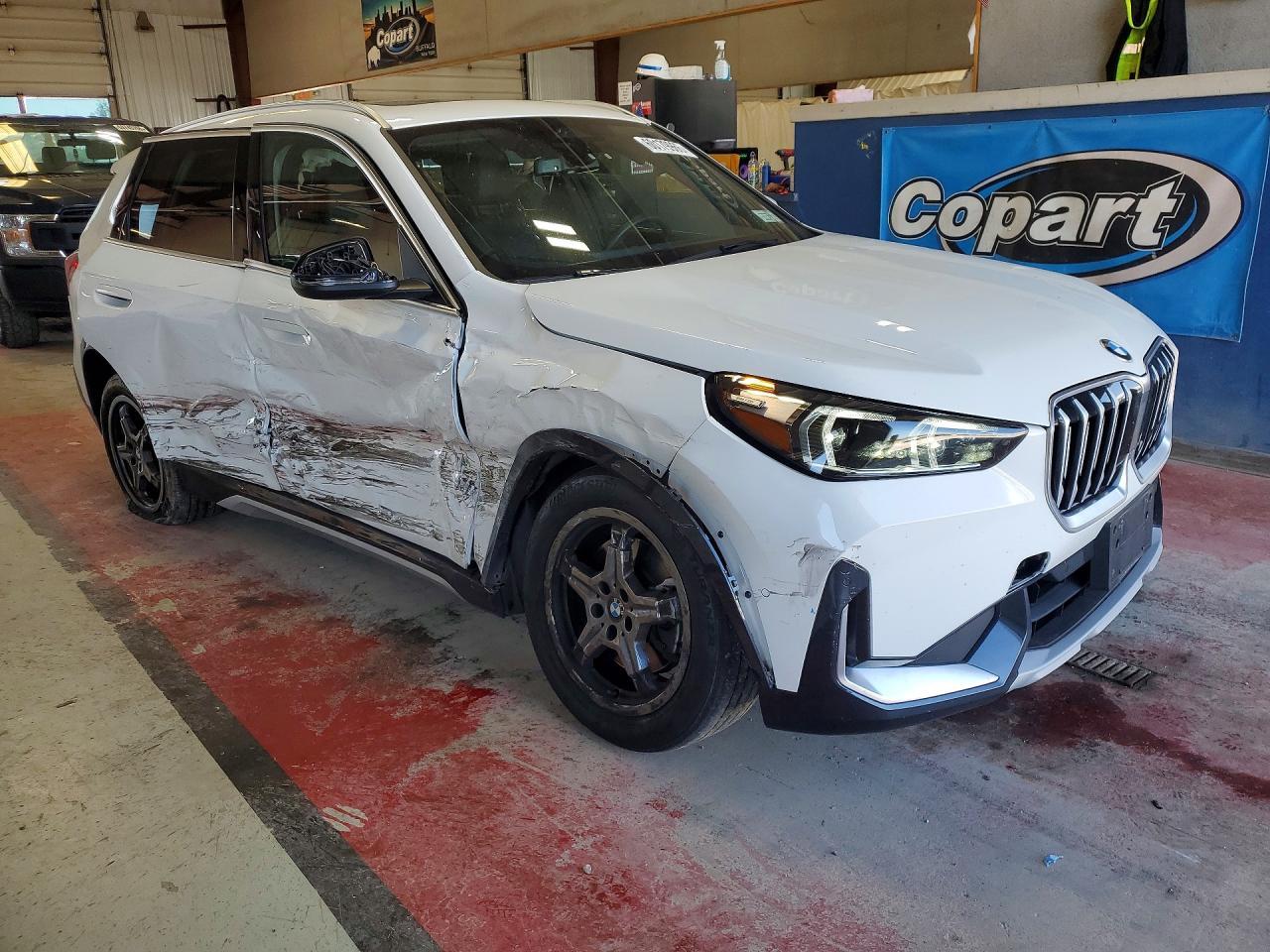 2025 BMW X1 xDrive28I - zdjęcie 4