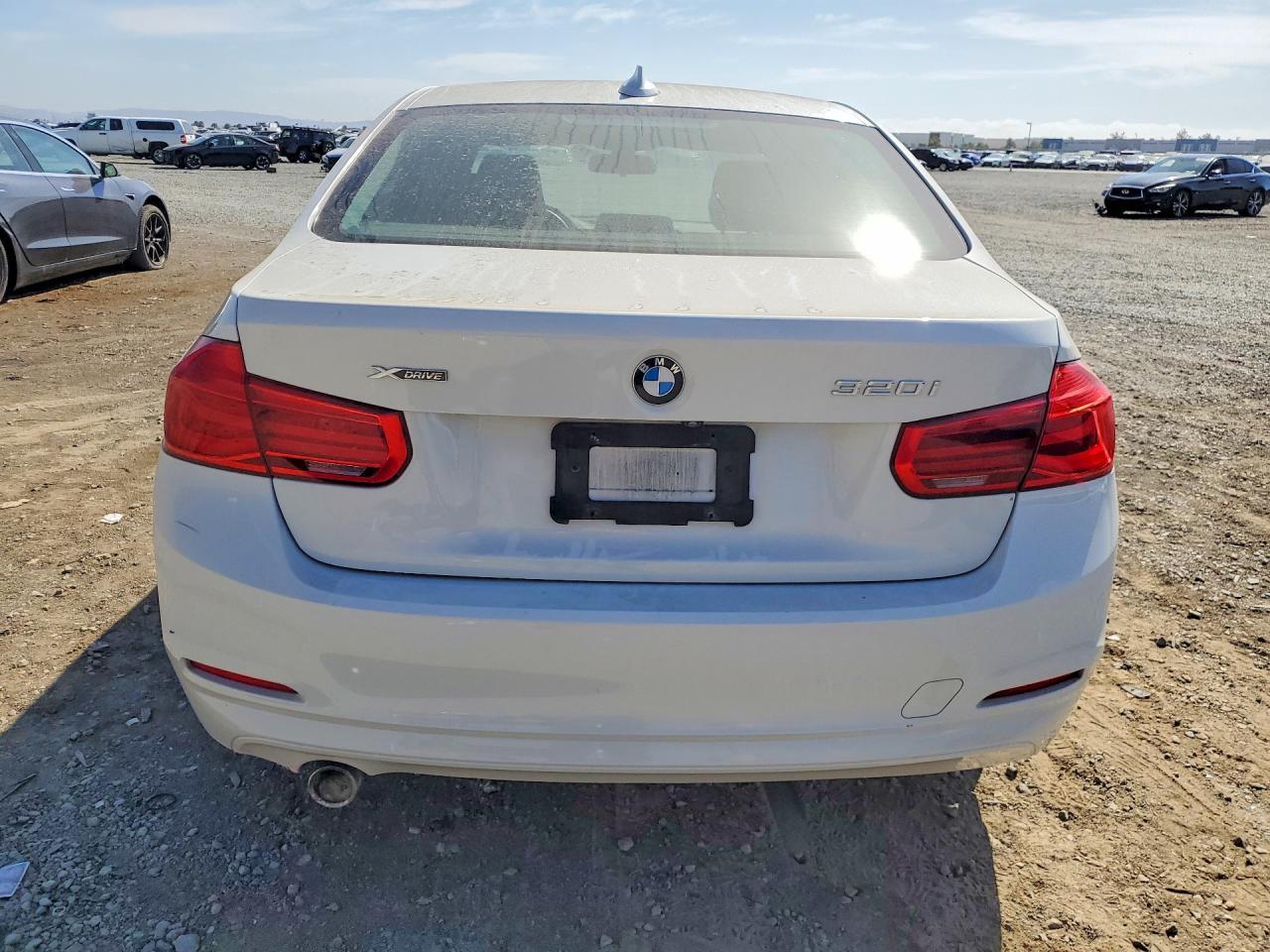 2018 BMW Seria 3 320i - zdjęcie 6