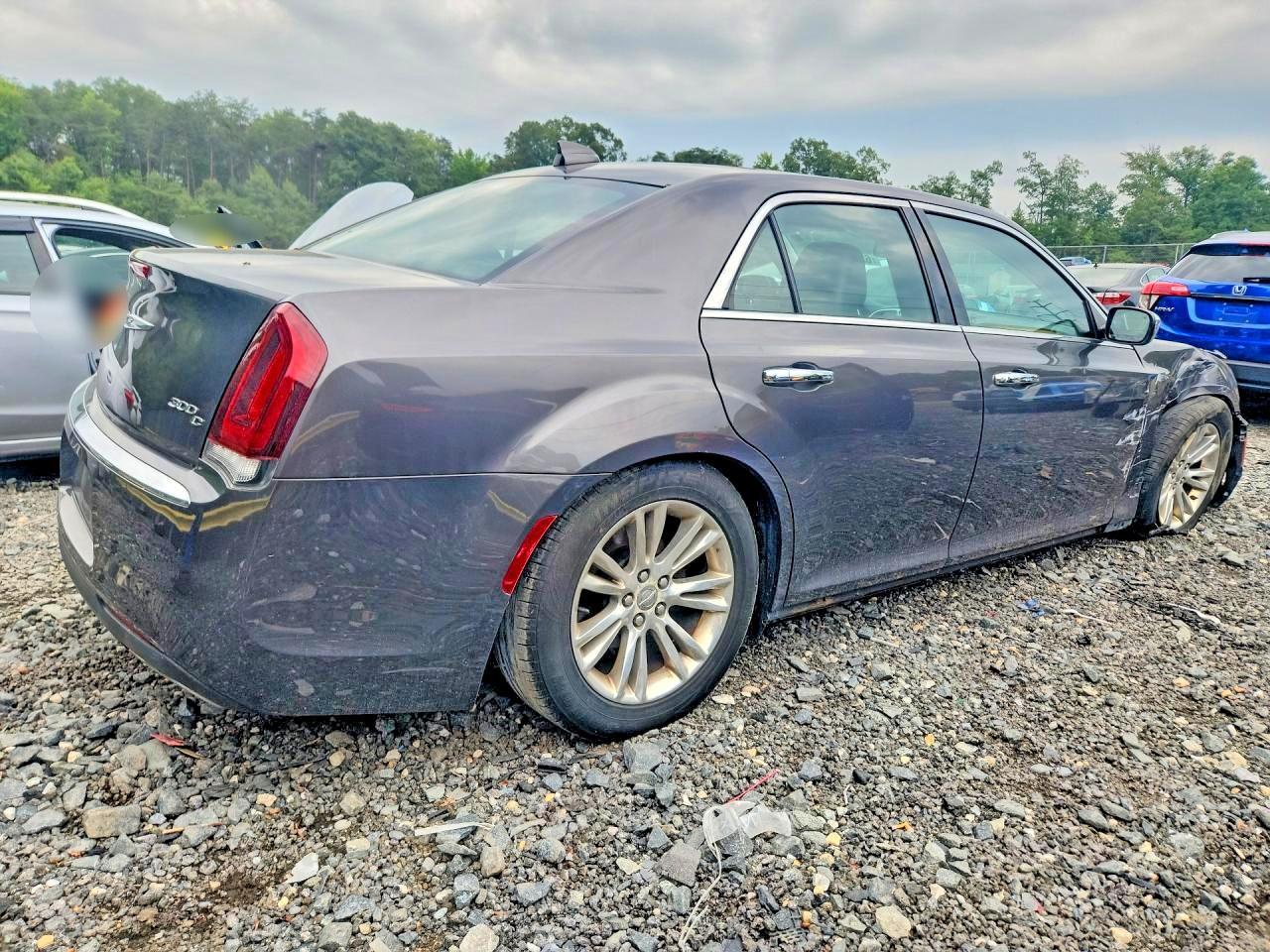 2016 Chrysler 300C - zdjęcie 3