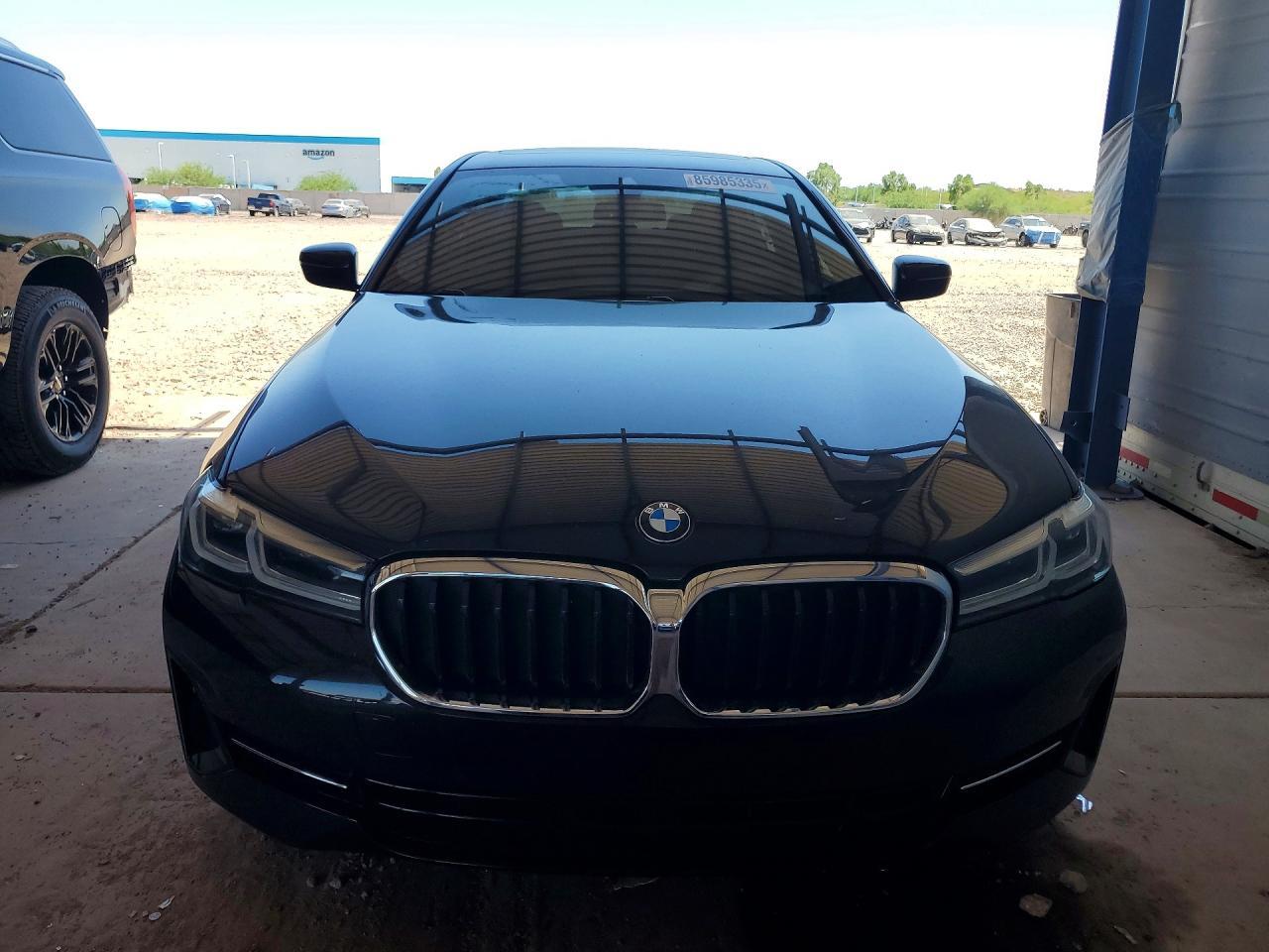 2022 BMW Seria 5 530i - zdjęcie 5