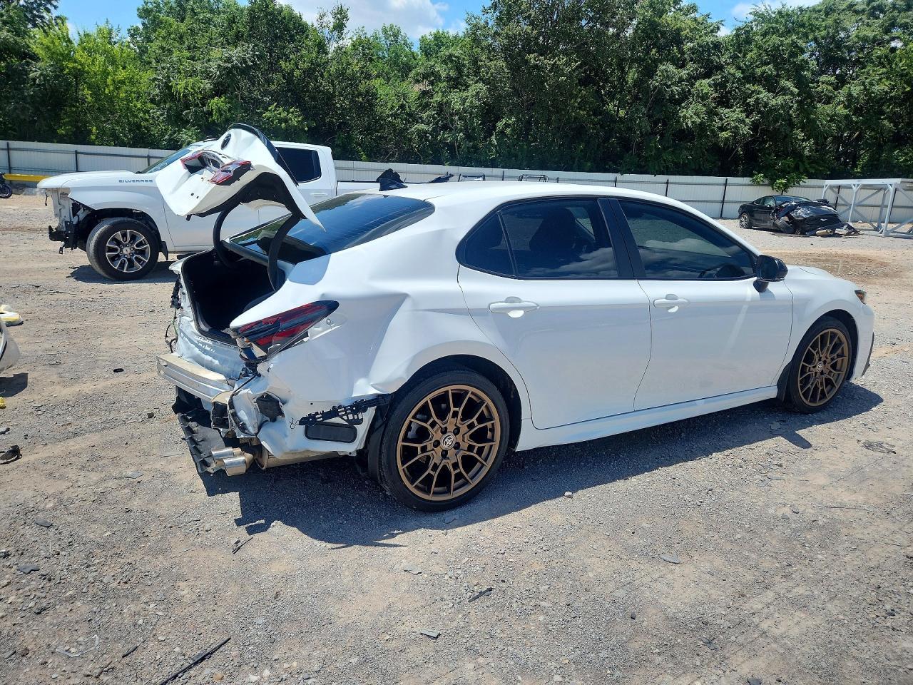 2024 Toyota Camry Se Nightshade - zdjęcie 3