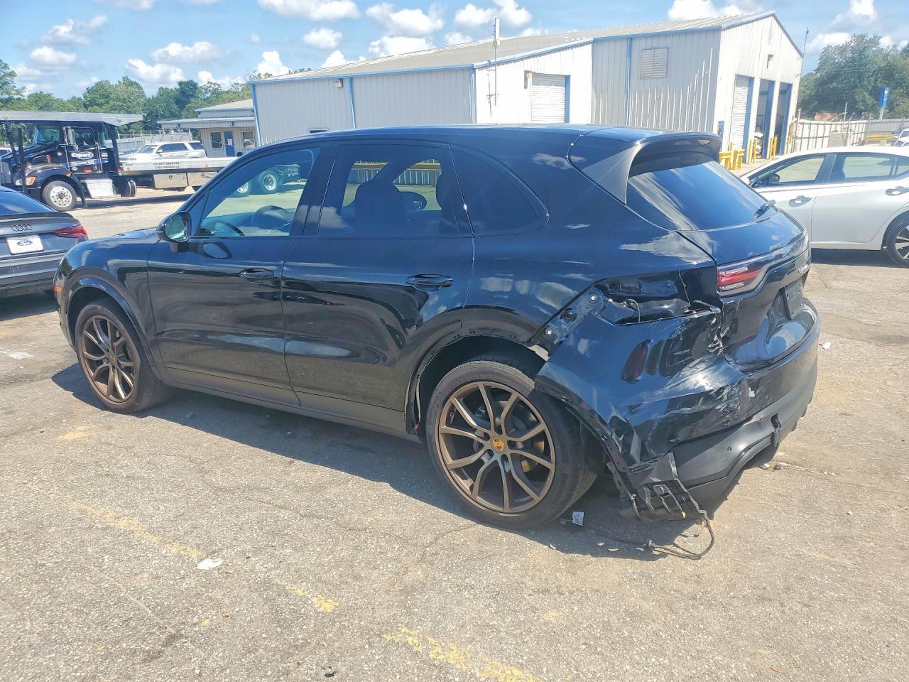 2023 Porsche Cayenne Base - zdjęcie 2