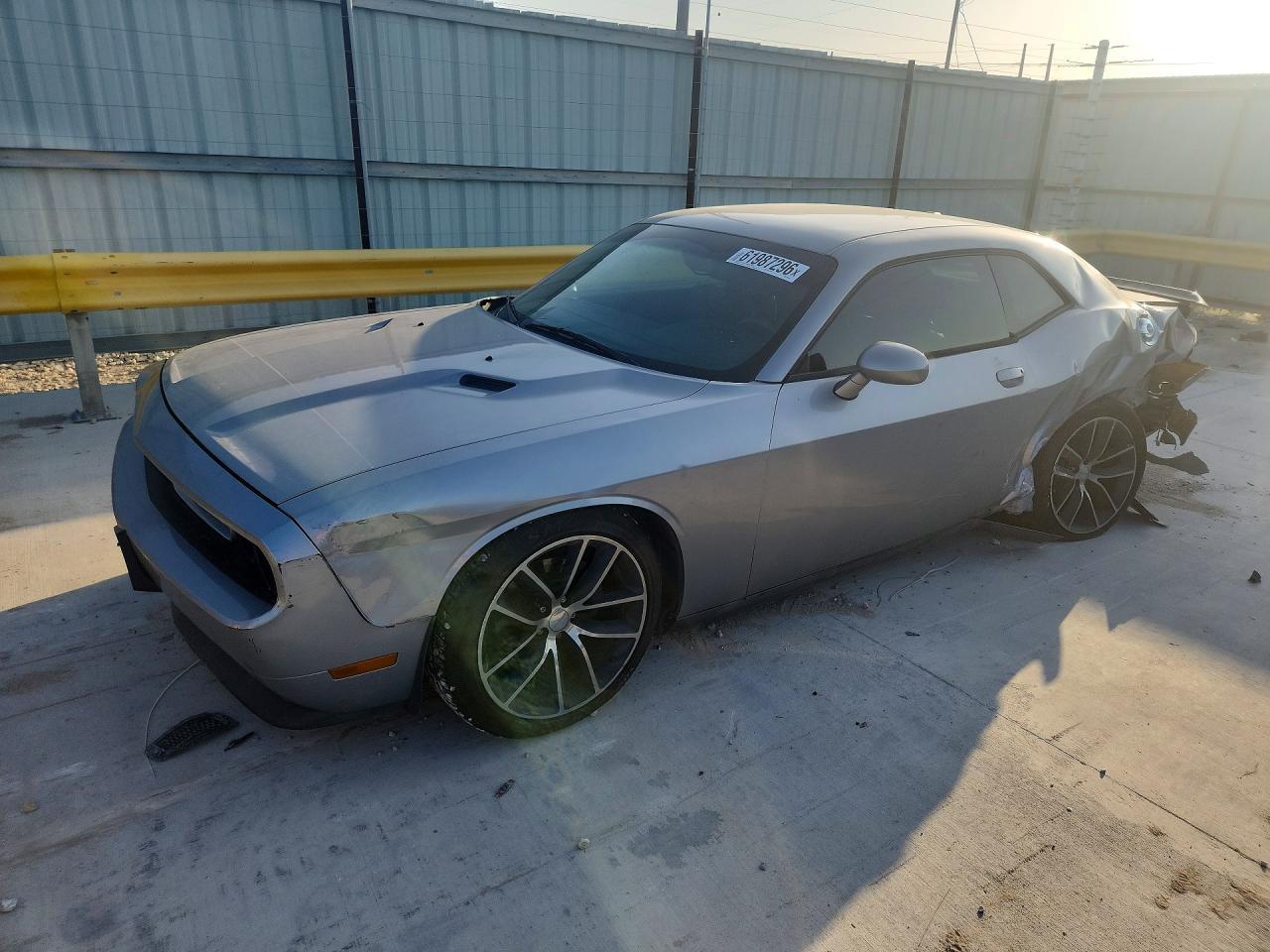 2013 Dodge Challenger Sxt - zdjęcie główne