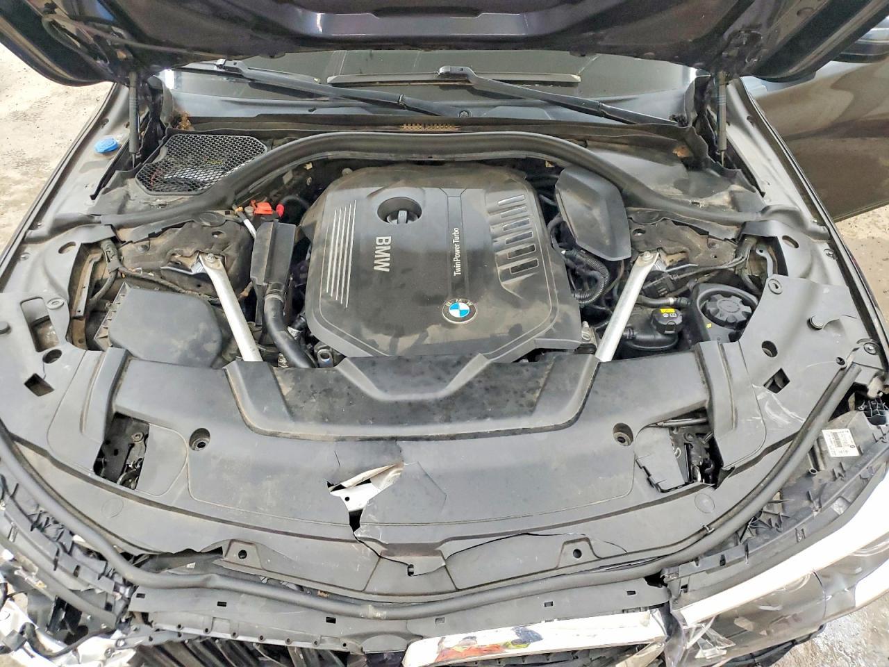 2019 BMW 740 I - zdjęcie 11
