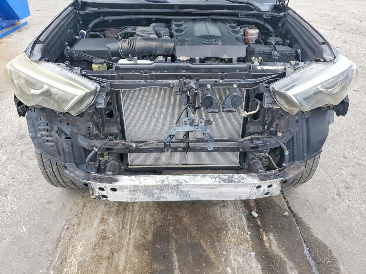 2020 Toyota 4Runner Sr5 - zdjęcie 12