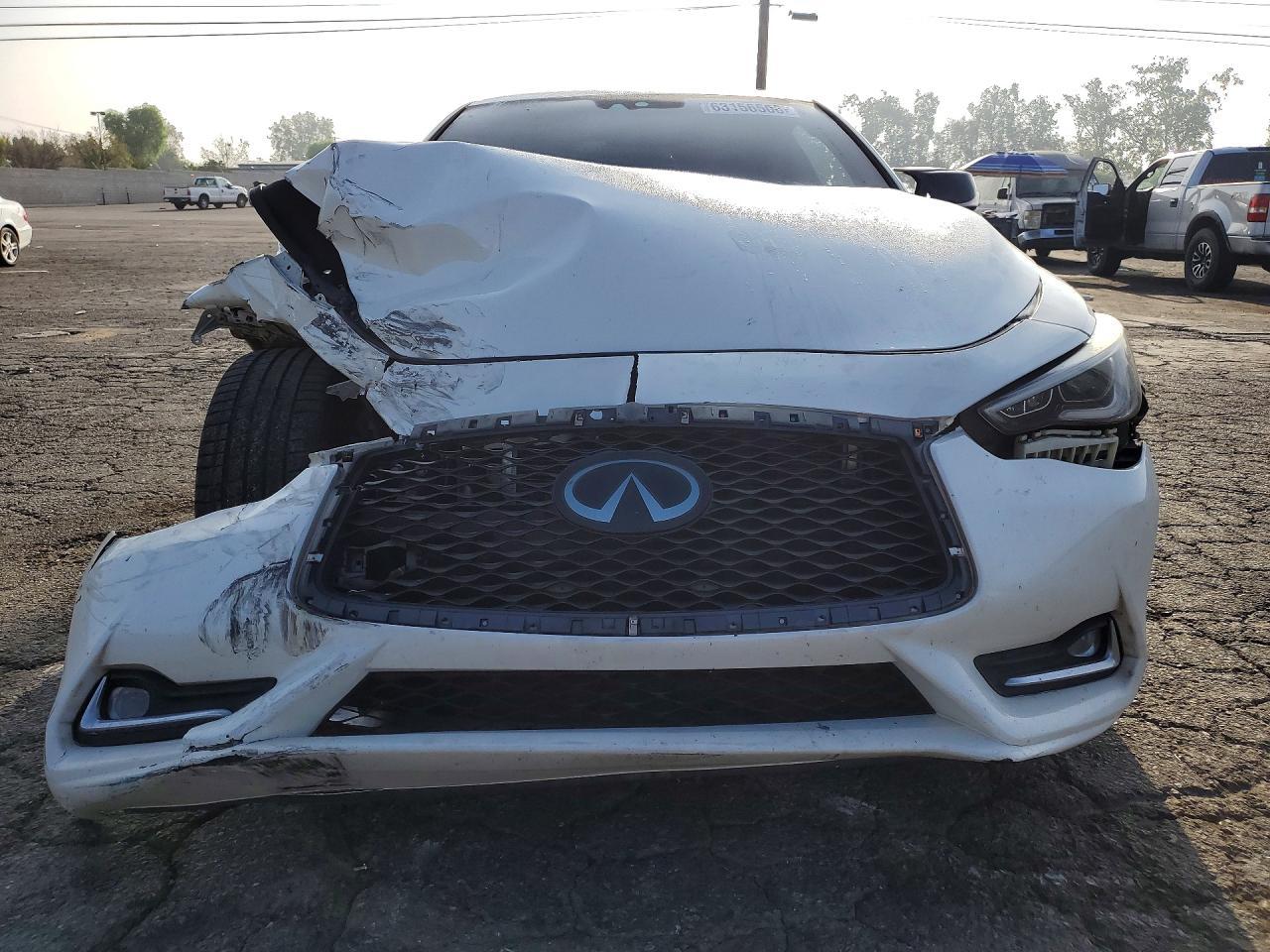 2019 Infiniti Q60 3.0T Luxe - zdjęcie 5
