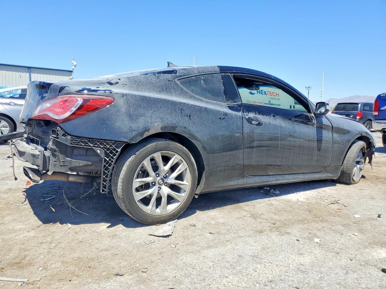 2016 Hyundai Genesis 3.8L - zdjęcie 3